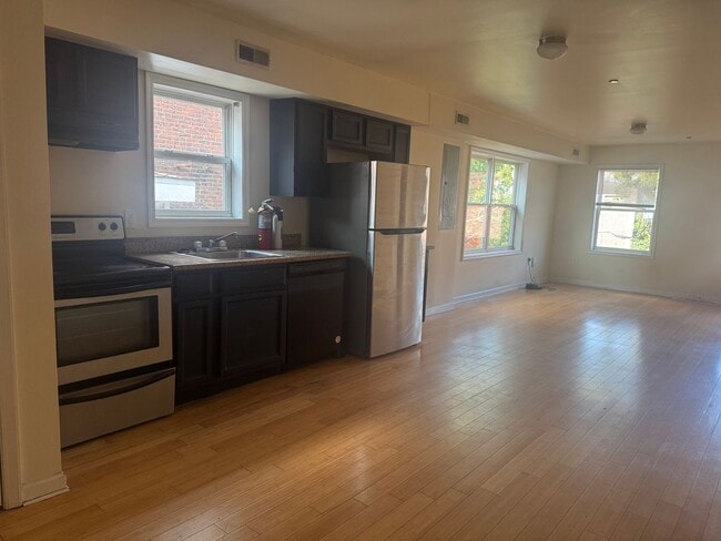 Photo - 1526 N 17th St Unidad 3