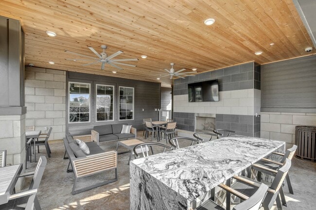 The Maxwell at Highland Creek