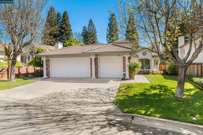 Photo - 313 Deepcreek Ct