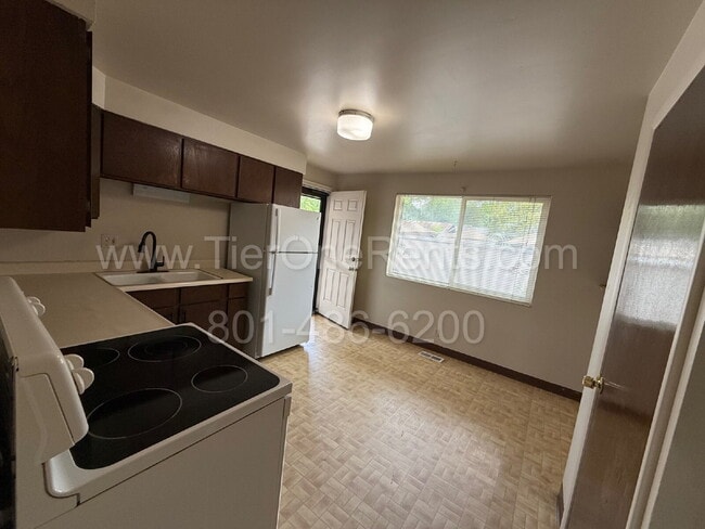 Photo - NO DEPOSIT option available for qualified renter!