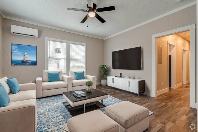 Building Photo - 316 W Cypress St Unit 2 Rental