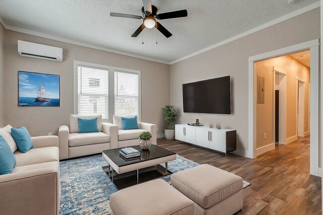 Living Room - 316 W Cypress St Apartments Unit 2