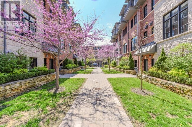 Photo - 1145 Ossington Ave