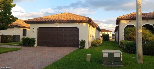 5020 Arancia Ln