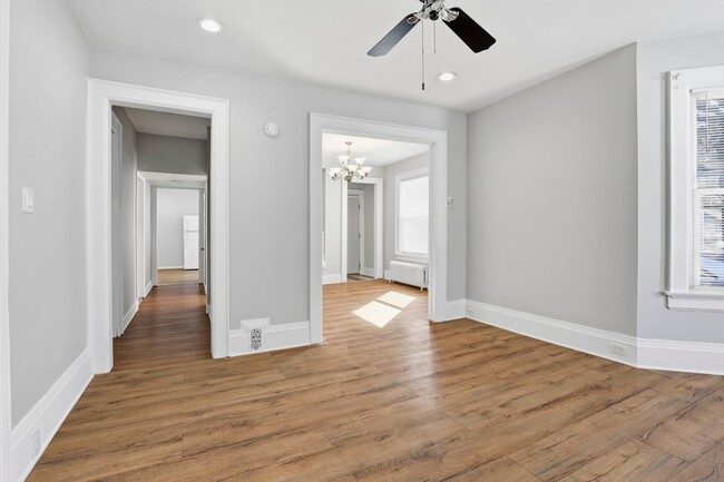 Photo - 5 Bedroom House in Manitowoc