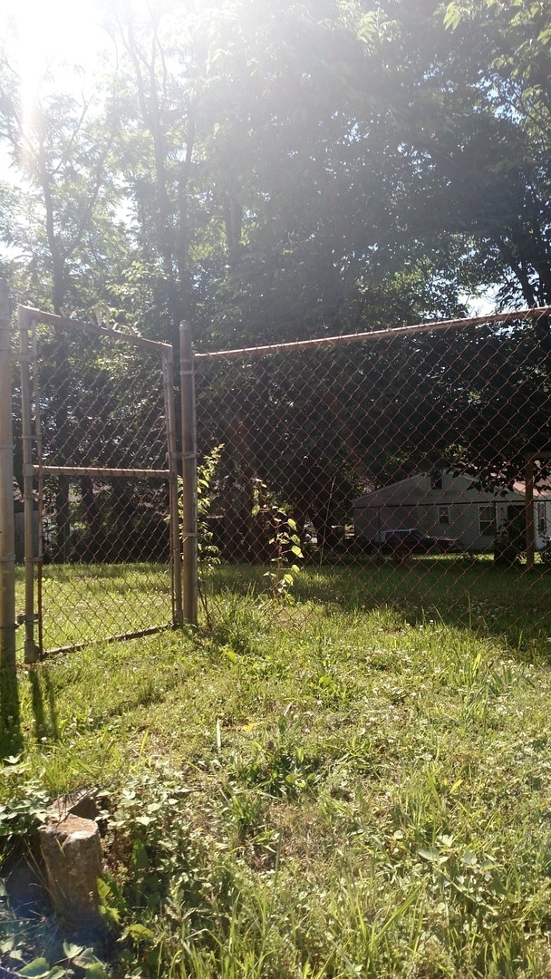 Photo - Charming Two-Bedroom Home with Garage in Knoxville