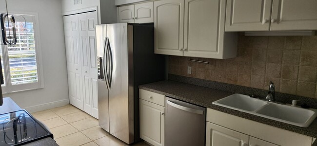 Photo - 4925 Sandra Bay Dr Unit BERMUDA PALMS 2-101