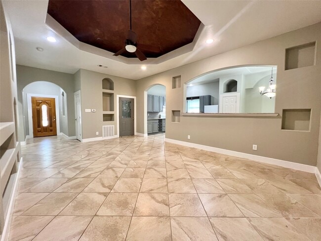 Photo - 216 Thorn Ridge St