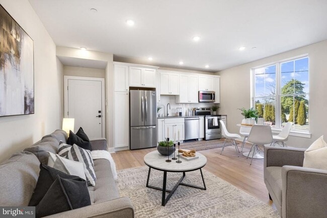 Photo - 6712 Ridge Ave Apartment Unit 404