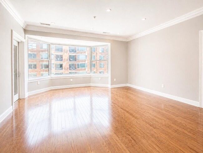 Photo - 22 Ave at Port Imperial Unit 321