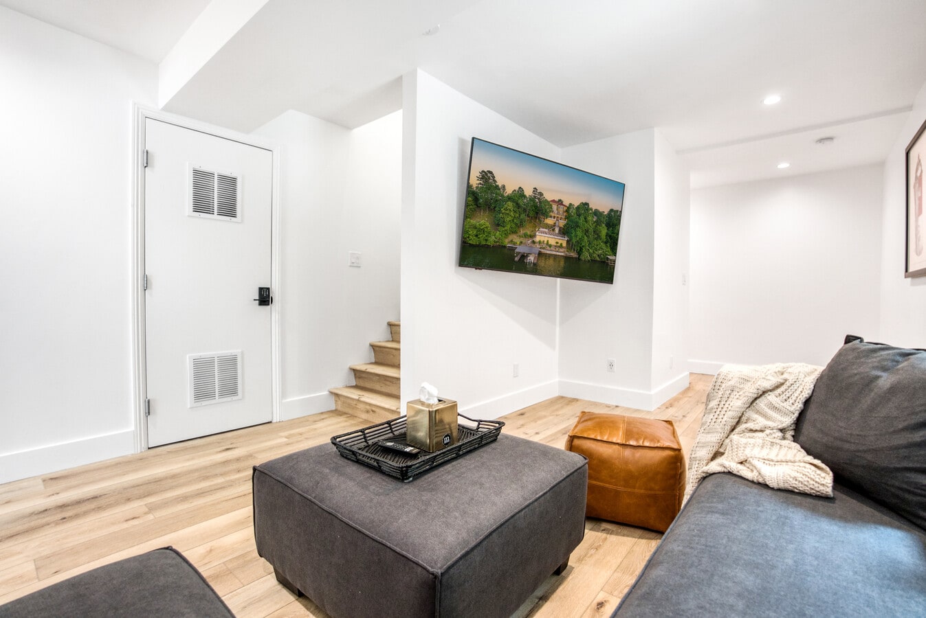 2227 Carleton St - 2227 Carleton St