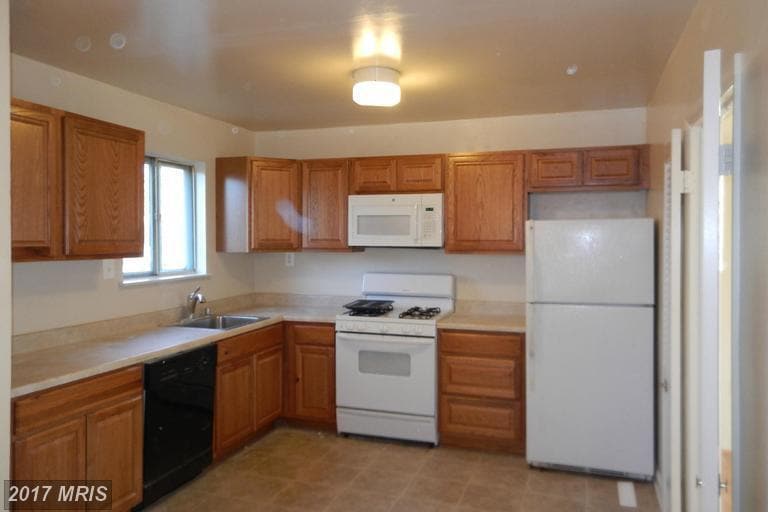 Photo - EDGEWOOD - WILLOUGHBY WOODS DUPLEX