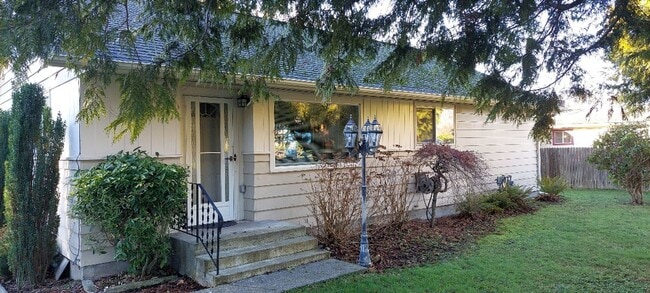 Photo - Charming 3-Bedroom home near BTC
