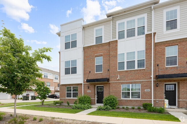 Building Photo - 2912 Reflection Dr Rental
