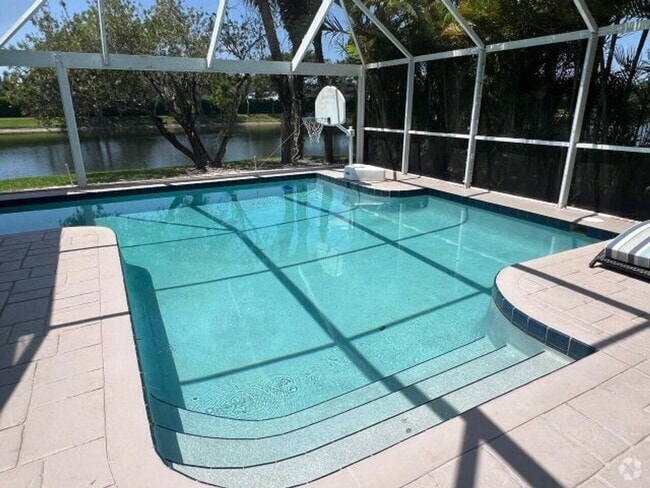 Building Photo - 9230 Heathridge Dr Rental