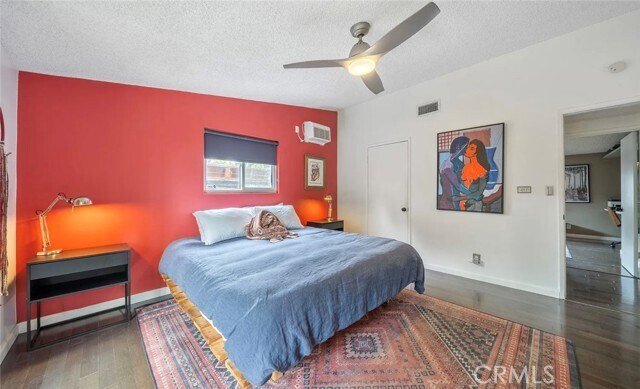 Photo - 13557 Kittridge St