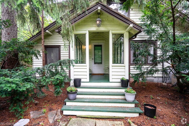 Building Photo - 530 Dundee Rd Rental