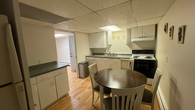 Photo - 102 Hillside Rd Unit B