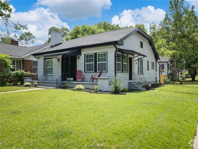 Building Photo - 1054 Katherwood Dr SW Rental