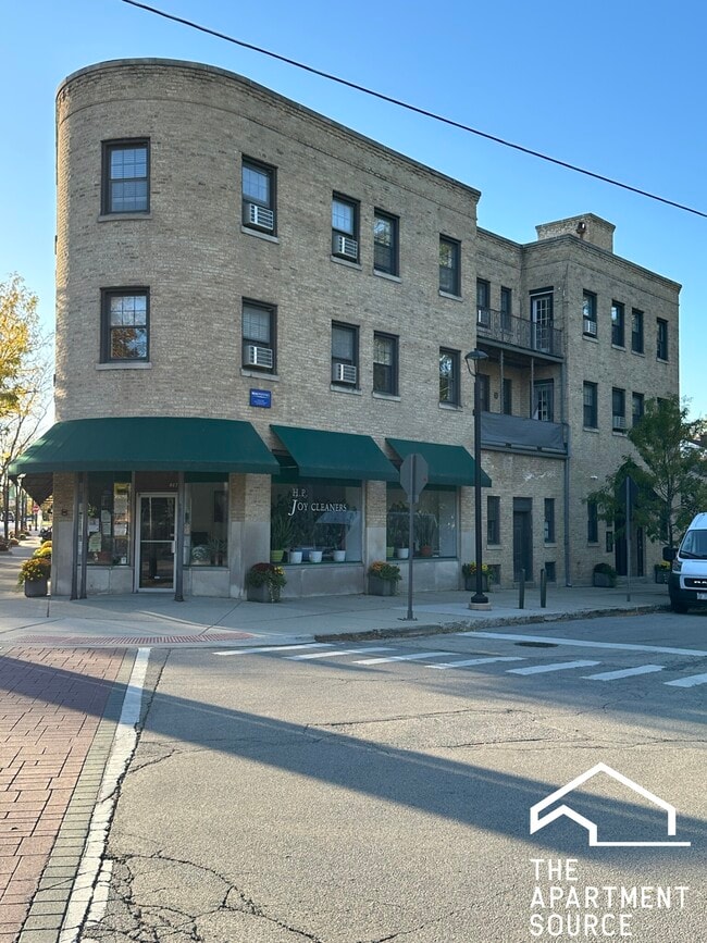 Building Photo - 725 St Johns Ave Unit 01