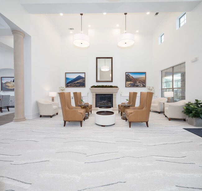 Building Photo - Cypress Creek River Bend