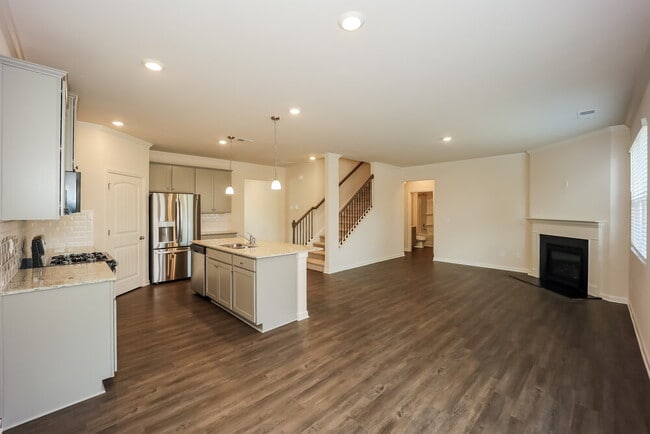 Photo - 101 Shadow Gln Rd