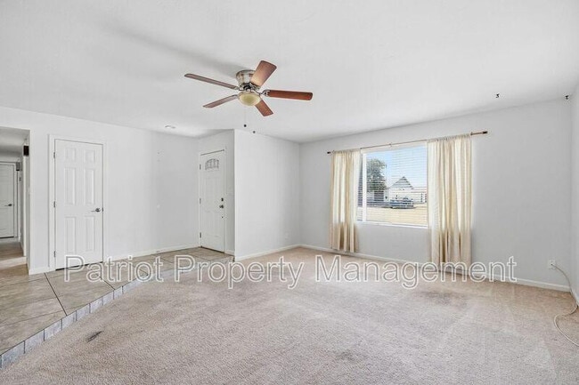 Photo - 2150 W Eugie Ave