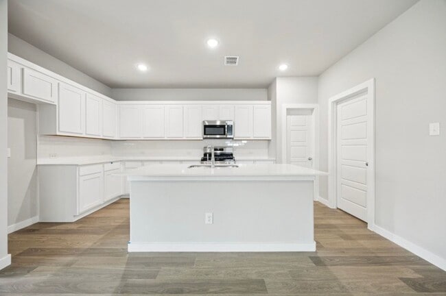 Photo - 1012 Rosemary Hill Dr