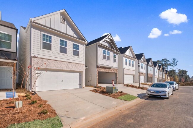 Photo - 384 Whitetail Cir