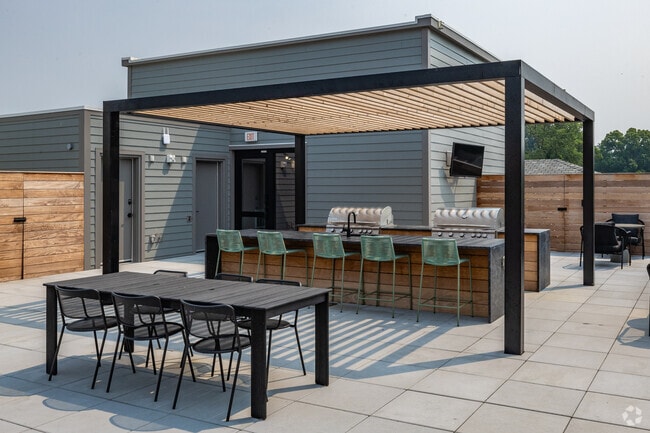 Rooftop Lounge - Ardea Pointe at Mill Pond