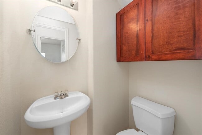 Photo - 10039 Noisy Waters Dr