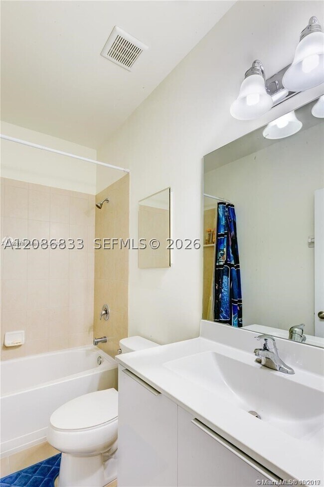 Photo - 10600 NW 88th St Unit 217