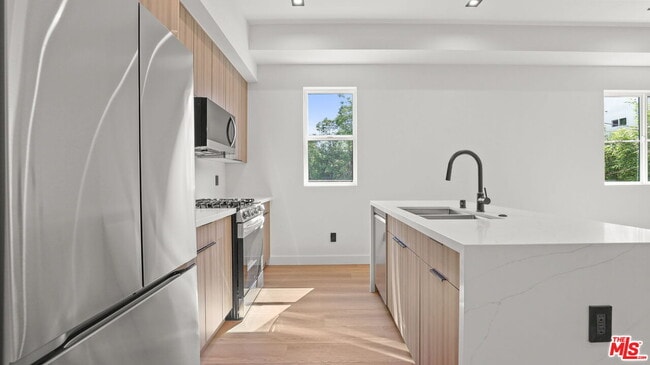 Photo - 10842 Peach Grove St Unit 1/2