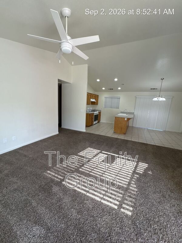 Photo - 3640 E Mineral King Ave