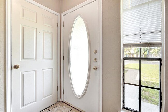 Photo - 8704 Clearbrook Trail