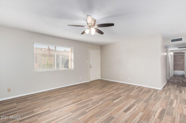 Photo - 2612 E Lemon St