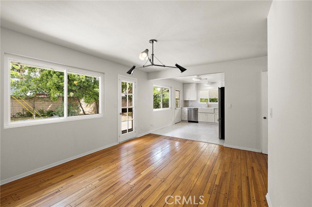 Photo - 641 E Lomita Ave