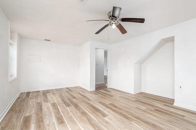 Photo - 2718 Buckner Ln