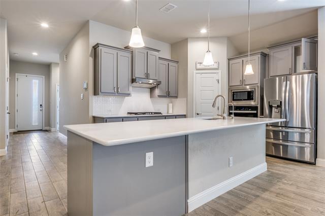 Photo - 2216 Toucan Dr