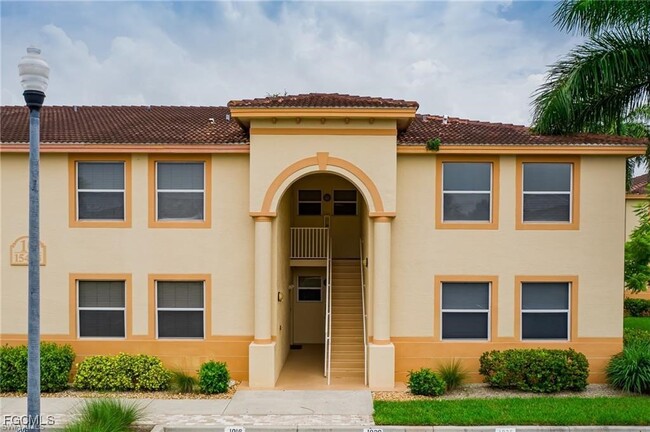 Building Photo - 15433 Bellamar Cir Unit 1016