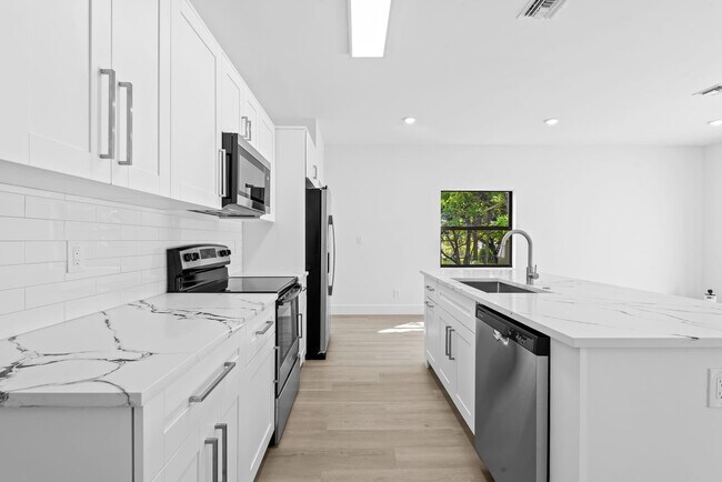 Photo - 2810 NW 7th St