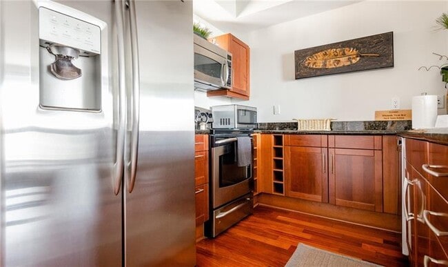 Building Photo - 7270 SW 88th St Unit B602
