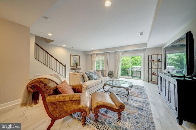 Photo - 1521 Ribbon Limestone Terrace SE