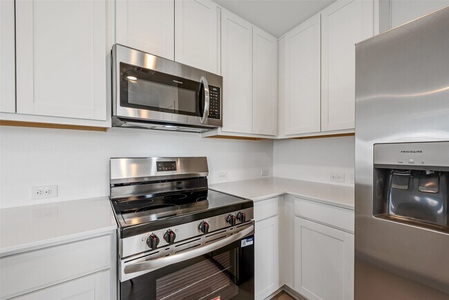 Photo - 18739 Barrichello Dr