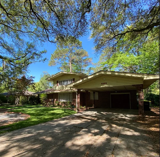 Photo - 5525 Waters Dr