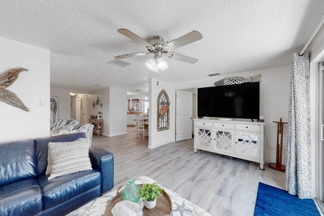 Photo - 4109 128th St W Unidad SI ID1591515P