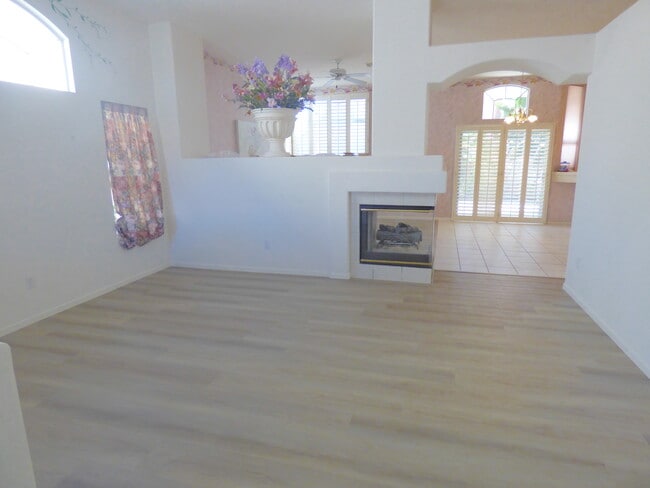 Photo - 2003 Summerside Ct