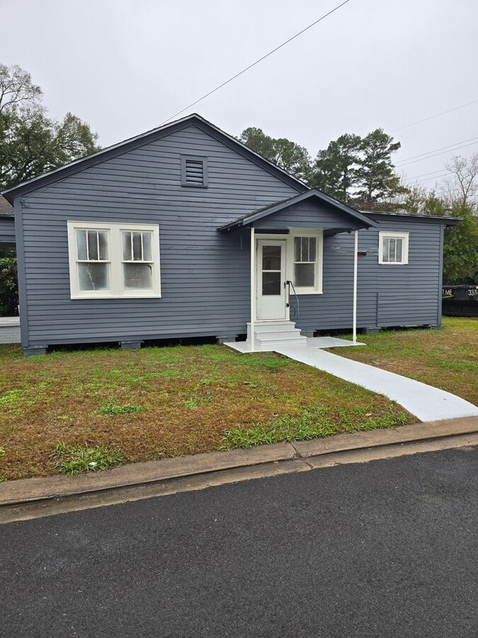 Photo - Saint Street House for Rent