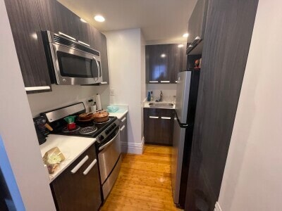 Photo - 254 Newbury St
