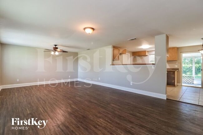 Photo - 7910 Woodgrove Cir